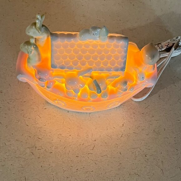 Noahs Ark Ceramic Night Light Lamp Nursery Decor Pastel Animals Elephant Giraffe - Picture 8 of 12